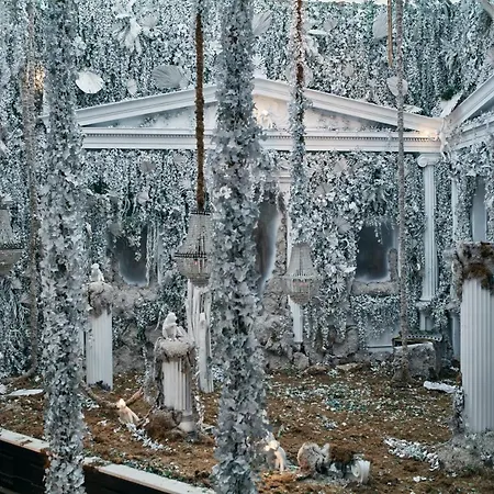 Royal Myconian - Leading Of The World Feriested